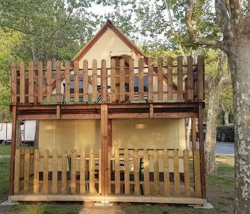 Parco del Lago Glamping & Lodges - Dış Mekan