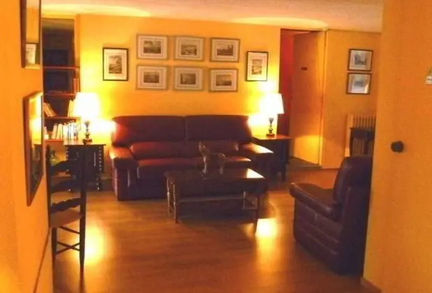 Paris Barcelone Hotel - Lobi