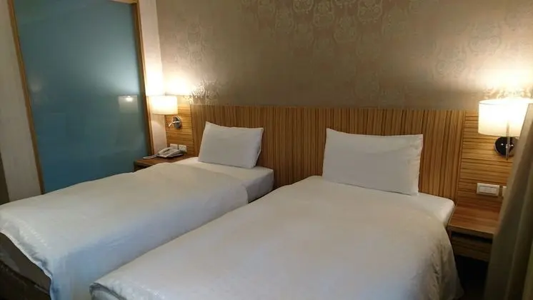 Paris Business Hotel - Oda