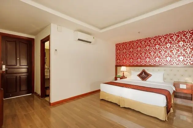 Paris Nha Trang Hotel & Apartment - Oda