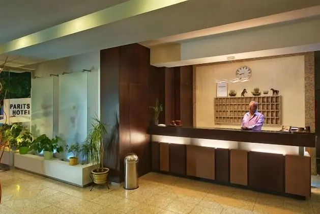 Paritsa Hotel - Lobi