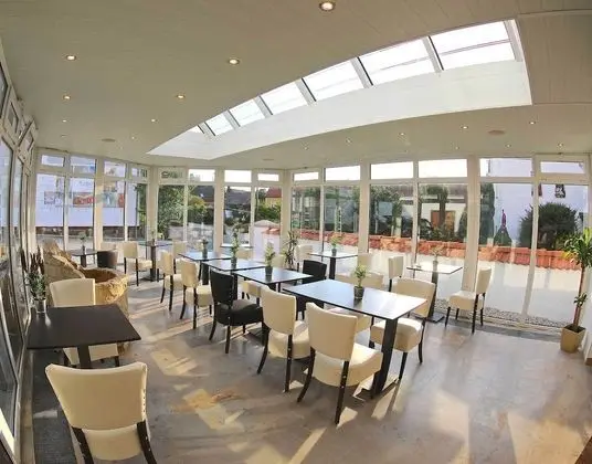 Parkhotel am Schloss - İç Mekan