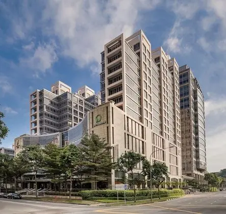 Park Avenue Clemenceau (SG Clean)