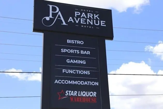 Park Avenue Hotel Motel