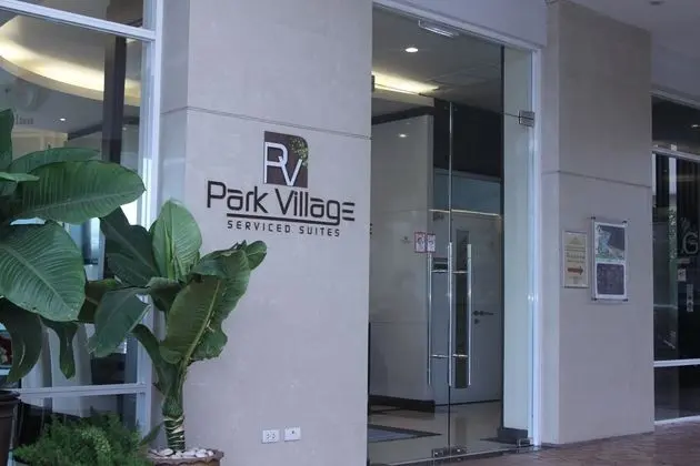 Park Village Rama II Serviced Suites & Residence - Dış Mekan