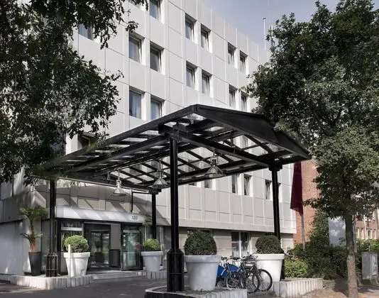 Park Hotel Hamburg Arena - Dış Mekan