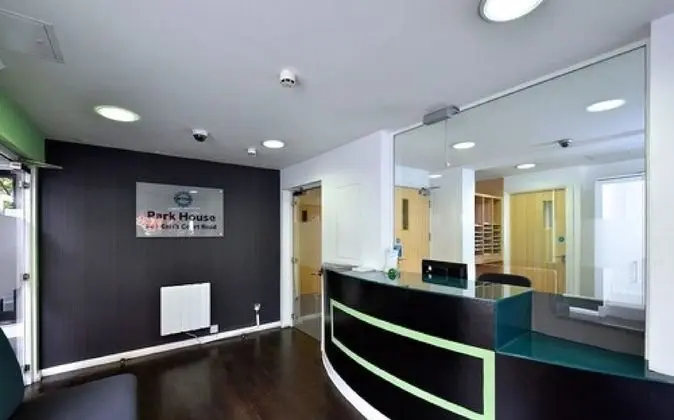 Park House - Campus Accommodation - Lobi