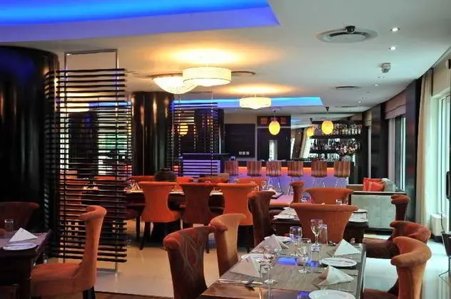 Park Inn by Radisson Serviced Apt. Lagos Victoria - Yeme / İçme