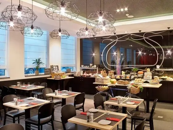 Park Inn by Radisson Brussels Midi