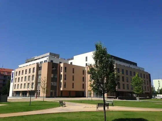 Park Inn by Radisson Budapest - Dış Mekan