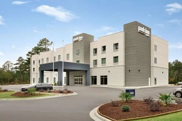 Park Inn by Radisson Florence, SC - Dış Mekan