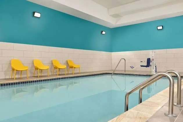 Park Inn by Radisson Florence, SC - Havuz