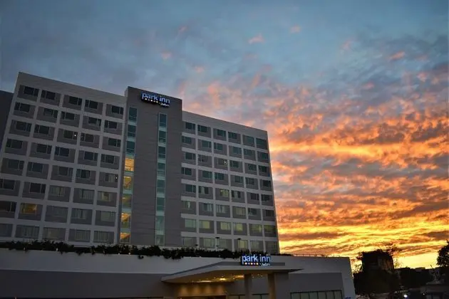 Park Inn By Radisson Iloilo - Dış Mekan