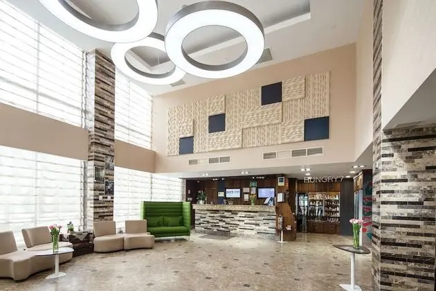 Park Inn by Radisson Izmailovo Moscow - Lobi