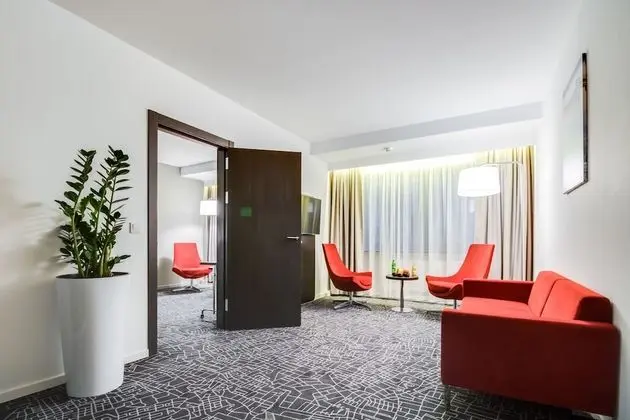 Park Inn by Radisson Kyiv Troyitska - Oda