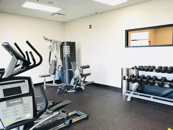 Park Inn by Radisson, Leduc, AB - Fitness