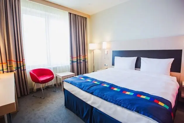 Park inn by Radisson Novosibirsk Hotel - Oda