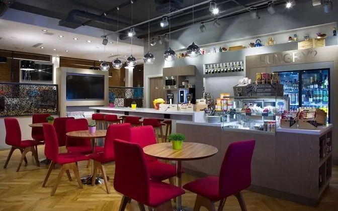 Park Inn by Radisson Residence Riga Barona - Lobi