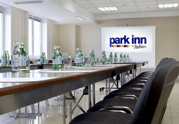 Park Inn by Radisson, Sheremetyevo Airport Moscow - İş / Konferans
