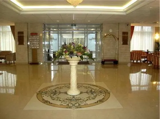 Park Inn by Radisson, Sheremetyevo Airport Moscow - Lobi