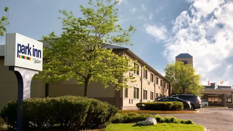 Park Inn By Radisson Toronto - Markham - Dış Mekan