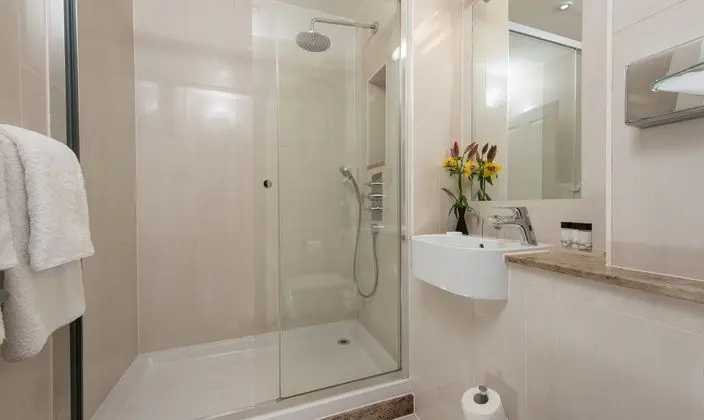The Park International Suites - Genel