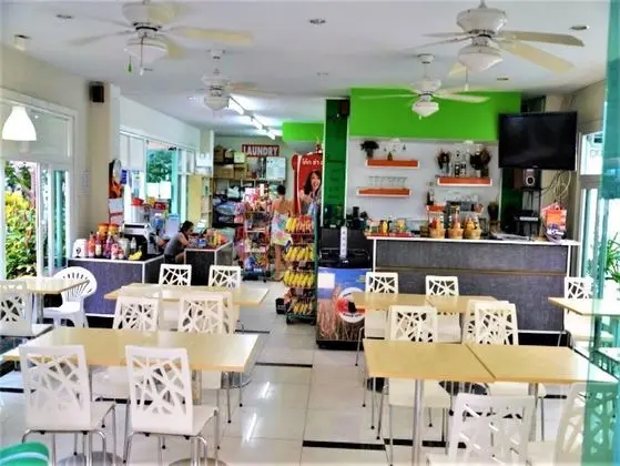 Park Lane Resort Jomtien - 3rd Floor Condo - Yerinde Yemek