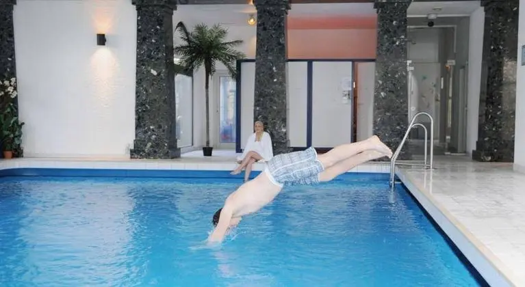 Parkhotel Luise Bad Herrenalb - Havuz