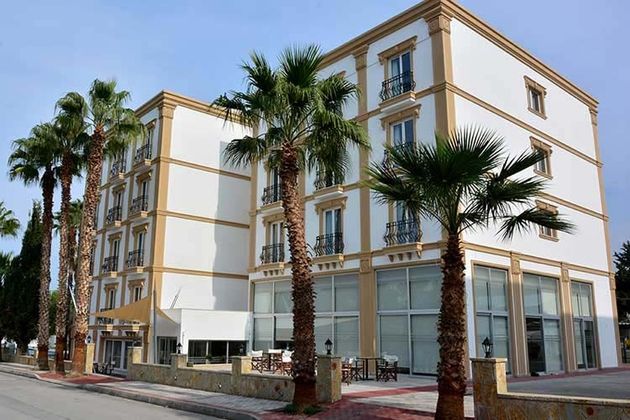 Park Palace Hotel KyreniaFotoğrafı
