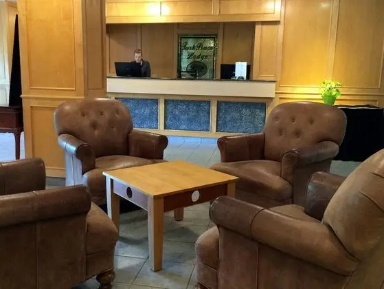 Park Place Lodge - Lobi