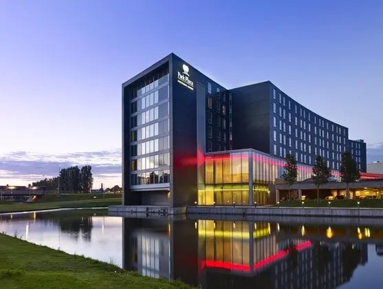 Park Plaza Amsterdam Airport - Genel