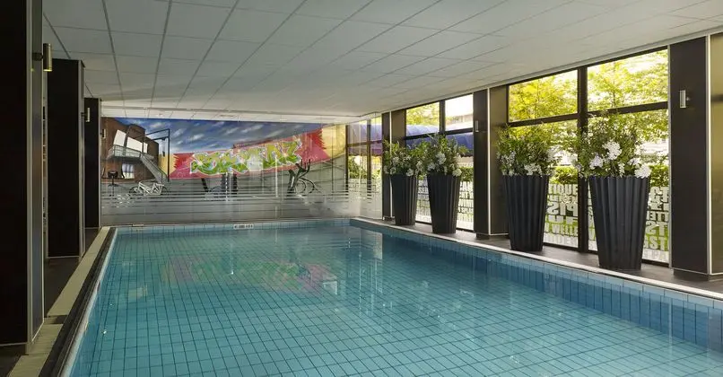 Park Plaza Eindhoven - Havuz