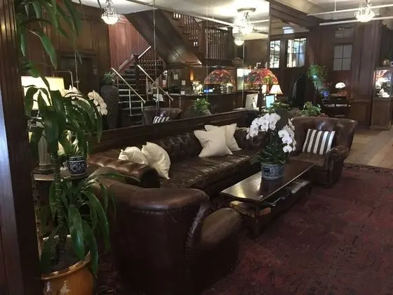 Park Plaza Hotel