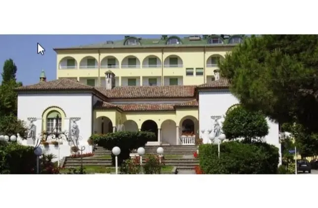 Park Hotel Ravenna - Dış Mekan