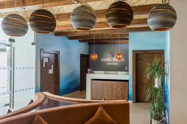 Park Regis Boutique Hotel - Lobi