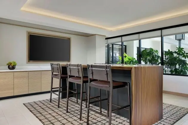 Park Ridge Marriott - Lobi