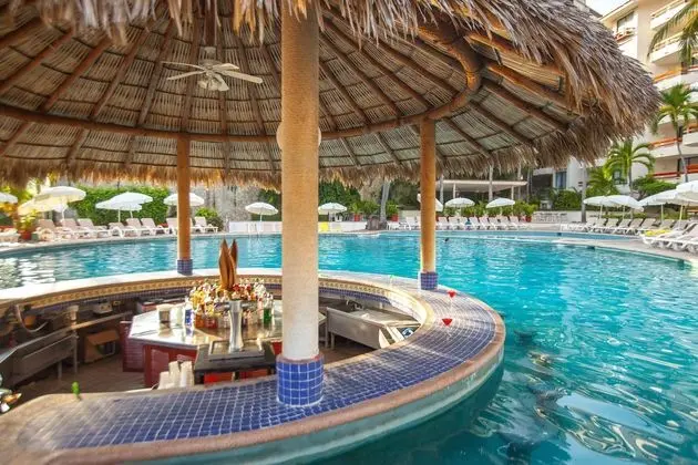 Park Royal Beach Acapulco - Havuz
