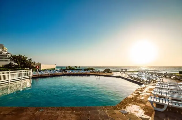 Park Royal Beach Cancun - Havuz