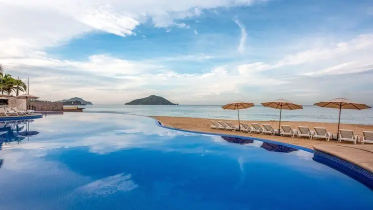 Park Royal Beach Mazatlán - Havuz