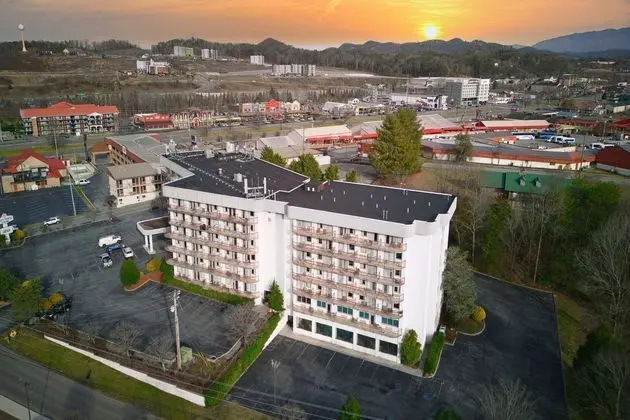 Park Tower Inn - Dış Mekan