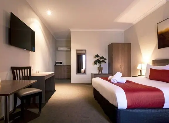 Parkes International Motor Inn - Öne Çıkan Resim