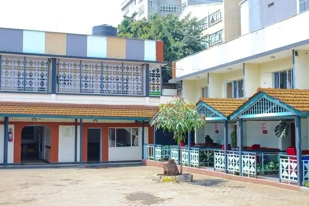 Parklands Villa Hotel