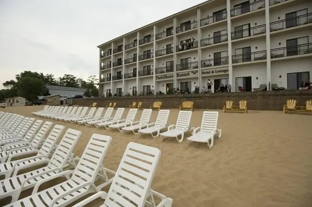ParkShore Resort