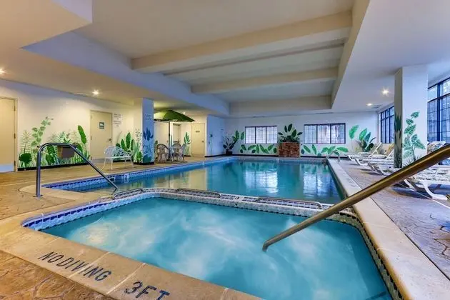 ParkShore Resort - Havuz