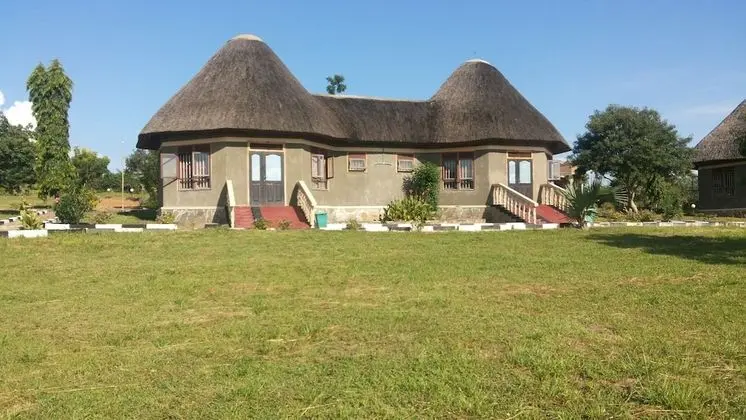 Parkside Safari Lodge