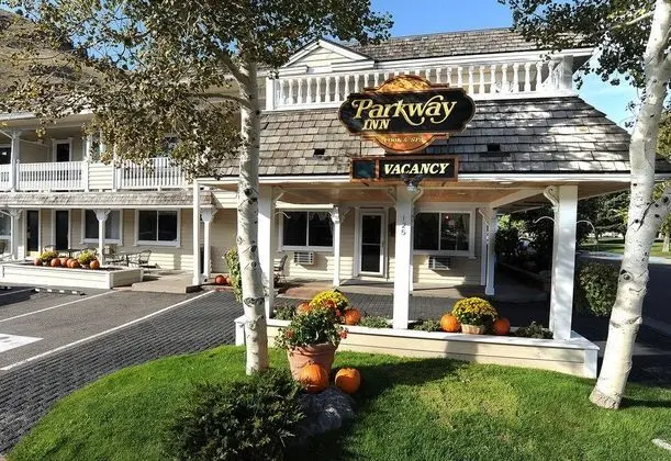The Parkway Inn