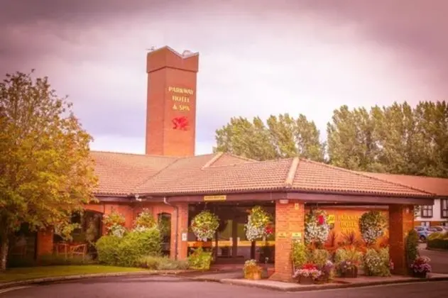 Parkway Hotel & Spa