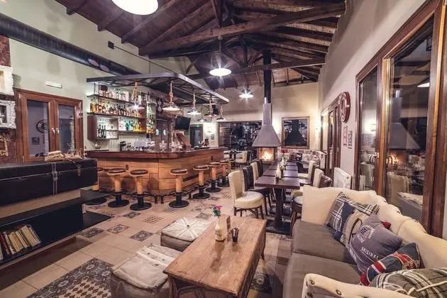 Paroraia boutique rooms - Lobi