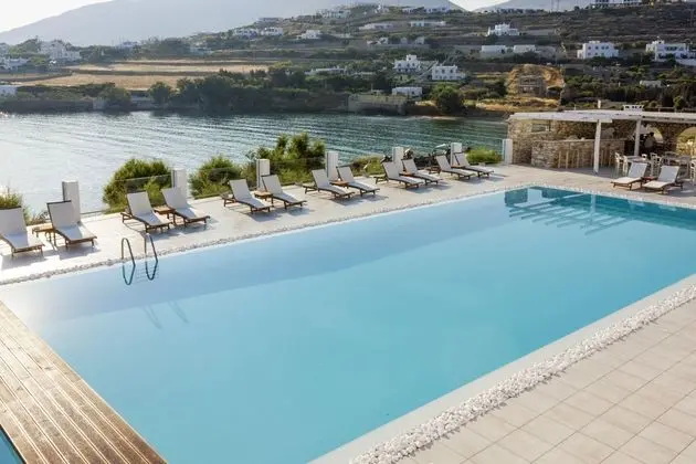 Paros Bay - Havuz