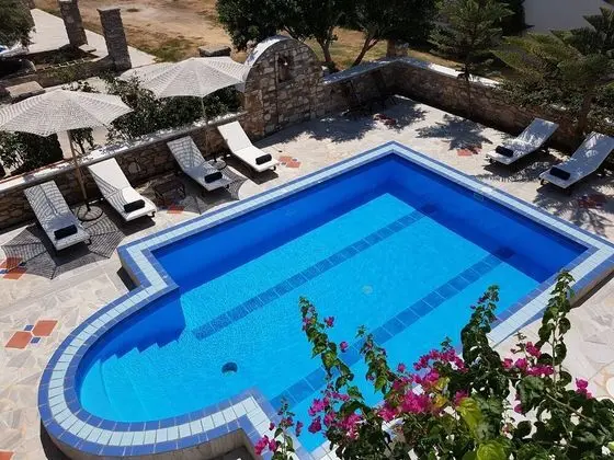 Paros Holiday Villa Alyki - Havuz